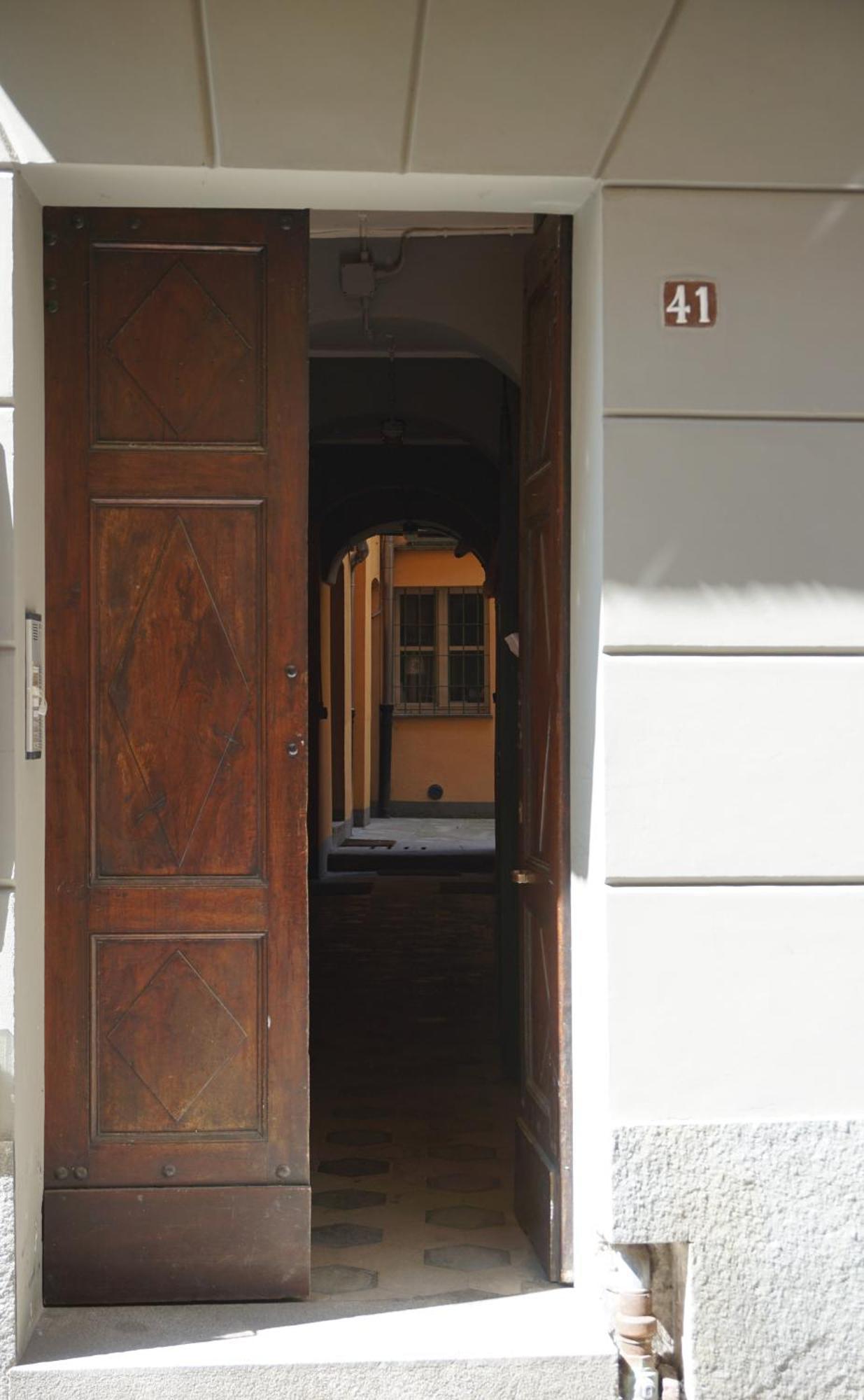 Appartamento Graziosa Dimora Centro Storico Biella Esterno foto